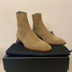 NIB Men's Saint Laurent Wyatt Chelsea Boots (41)